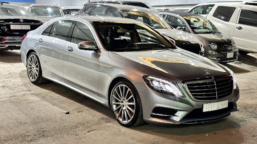 Algasim Car Showroom