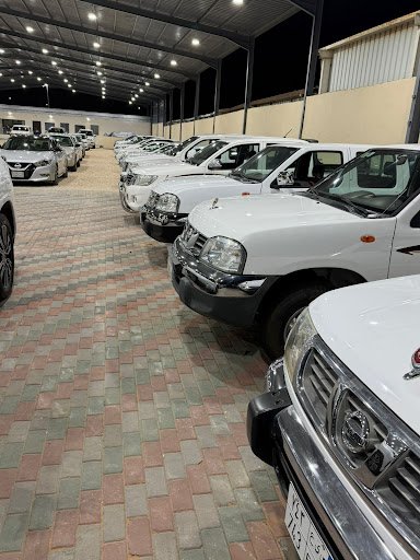 معرض مسعود كار للسيارات