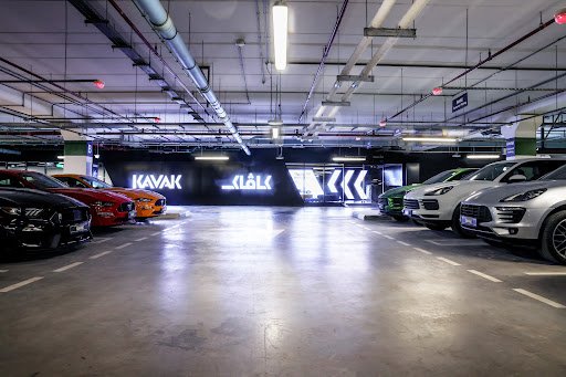 Kavak - Buy & Sell Used Cars - Jebel Ali - Dubai
