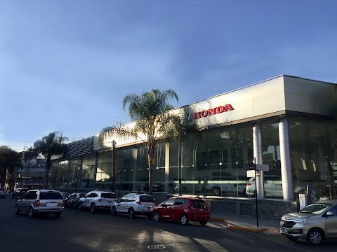 Honda Universidad Nuevos y Seminuevos