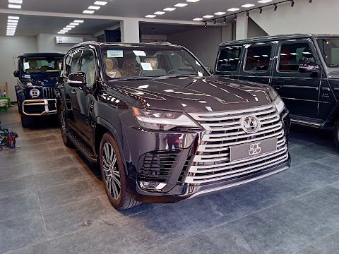 525 Showroom for cars