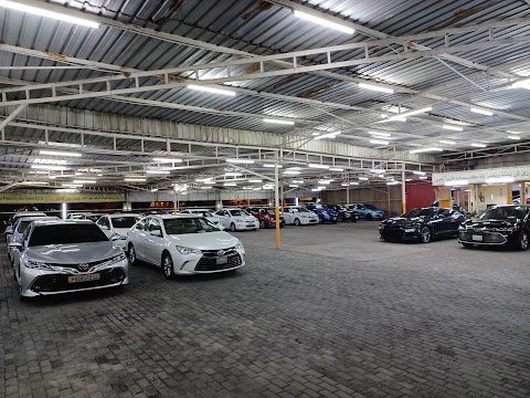 Kuwait Car Dealer