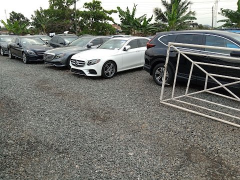 Easy Motors. Trinity Avenue, East Legon. Accra