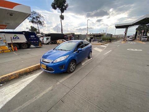 MAXIAUTOS - Compra y Venta de Autos Usados en Bogotá