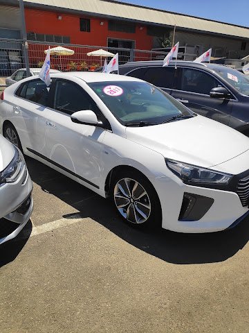 Star Motors car dealership in Holon