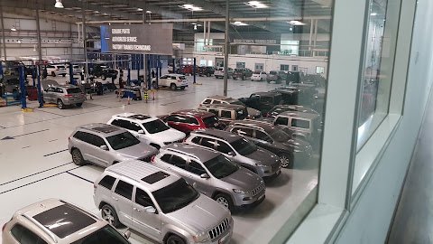 Jeep Service Centre - Western Motors LLC