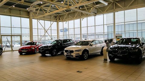 Автосалон Volvo Car M1 (Car Village)